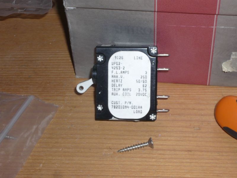 [Immagine: 2011115105725_Airpax label.jpg]